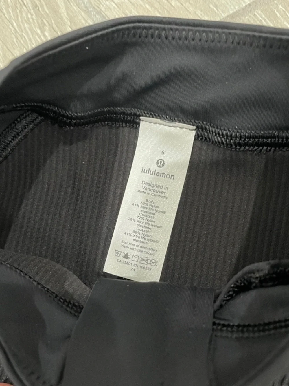 Lululemon Wade the Waters Paddle Suit in Black size 6